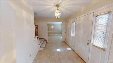 1125 Congress St, Whitehall, PA 18052 - photo 5