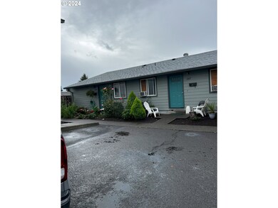 275 S Knott St, Canby, OR 97013 - photo 3