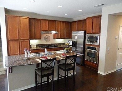 Stunning Kitchen with Granite Counters, Stainless 