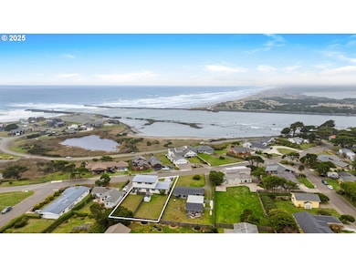 875 Ocean Dr SW, Bandon, OR 97411 - photo 3