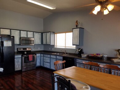 Big Vaulted Kitchen