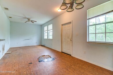 217 Walthall St (7)