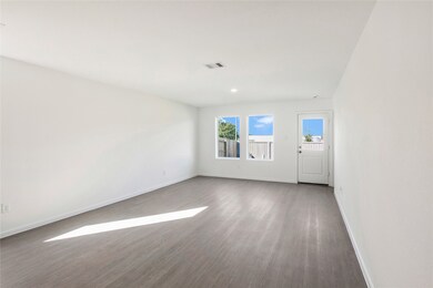 28806 Texas Plains Dr, Hockley, TX 77447 - photo 7