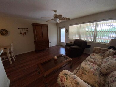 307 Camden M unit 307, West Palm Beach, FL 33417 - photo 5