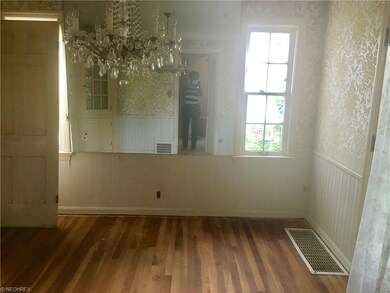 1924 Powell Ave, Cleveland Heights, OH 44118 - photo 7