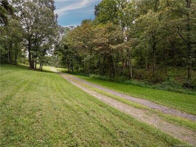 102 Walt Haven Dr, Leicester, NC 28748 - photo 2