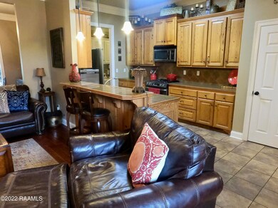 Kitchen/Living/Island Eating Area