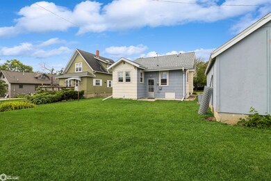 109 N 19th St, Marshalltown, IA 50158 - photo 5