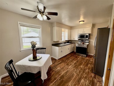 1807 E 294th St, Wickliffe, OH 44092 - photo 7