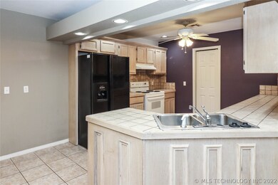 unlisted-address, Broken Arrow, OK 74011 - photo 7