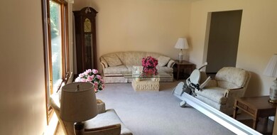 1005 Conestoga Dr, Columbus, OH 43213 - photo 4