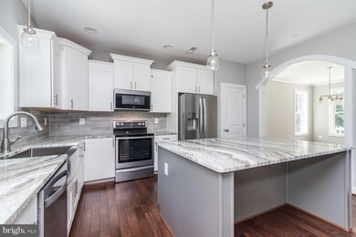 619 Truxton Rd, Annapolis, MD 21409 - photo 3