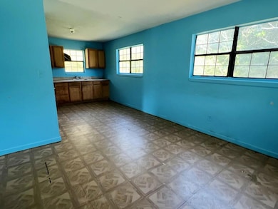 6040 Wiley, McDavid, FL 32568 - photo 2