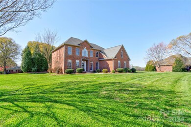 709 Cedar Hill Dr, Shelby, NC 28152 - photo 2