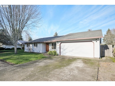 2067 SW Oleander St, McMinnville, OR 97128 - photo 2