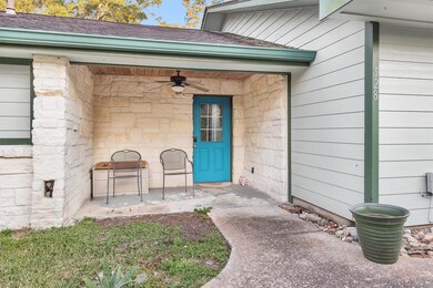 528 Catfish Ln, Conroe, TX 77384 - photo 4