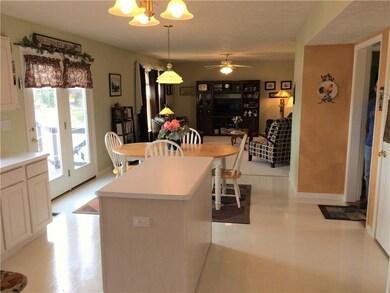 LIGHT AND BRIGHT OPEN CONCEPT...