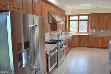 17807 Claggett Landing Rd, Upper Marlboro, MD 20774 - photo 2