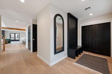 1026 NW Baltimore Ave, Bend, OR 97701 - photo 6