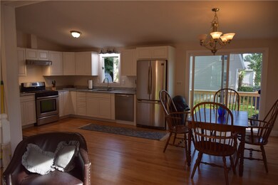 12 Hayden Ct, Cumberland, RI 02864 - photo 2