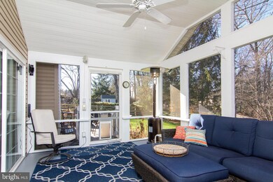 621 Tanglewood Dr, Sykesville, MD 21784 - photo 4