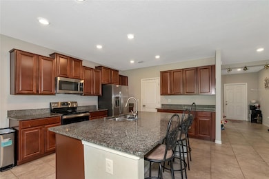 7404 Mill Hopper Ct, Palmetto, FL 34221 - photo 3