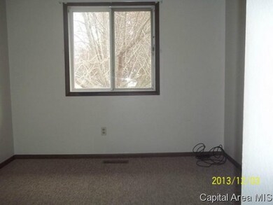 333 Westport Rd, Galesburg, IL 61401 - photo 6