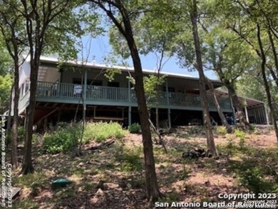 10146 Cedar Crest Dr, Helotes, TX 78023 - photo 2