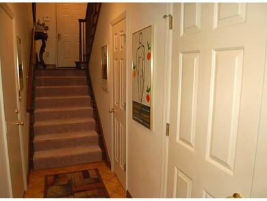 Entry/Foyer.