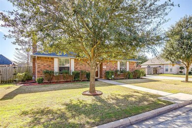 1103 Hemphill Dr, Cleburne, TX 76033 - photo 2