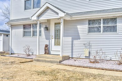 15 Winthrop Pl Hazlet NJ 07730-large-005