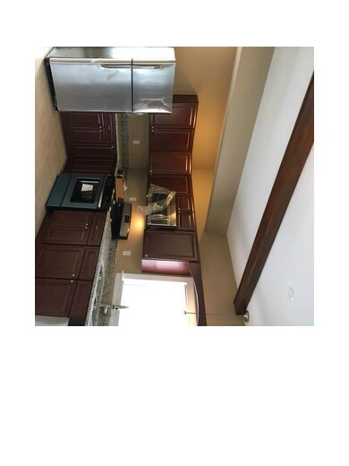 Kitchen. New Stainless Steel Appliances