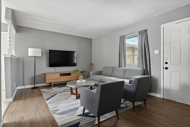 2405 Parker Cir unit B, Georgetown, TX 78628 - photo 5