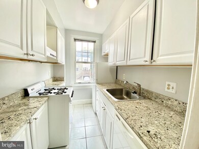 2410 20th St NW unit 103, Washington, DC 20009 - photo 2