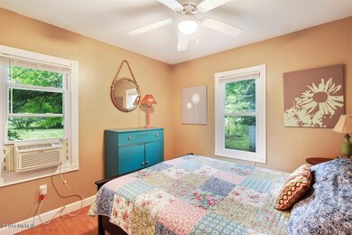 15851 Lakeshore Rd unit 5, Union Pier, MI 49129 - photo 4