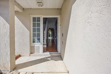 03-Entryway