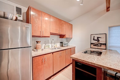 1612 W Alabama St unit B, Houston, TX 77006 - photo 5