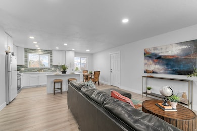 11726 S 1000 E, Sandy, UT 84094 - photo 5