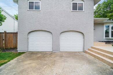 2 Car Garage
