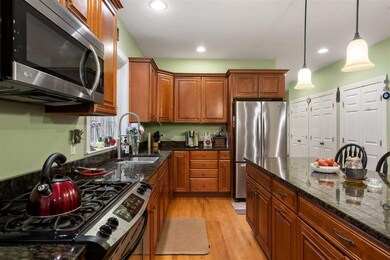 10 Squire Way, South Hampton, NH 03827 - photo 6