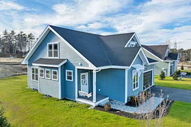 51 Lady Walsingham Way, Laconia, NH 03246 - photo 2