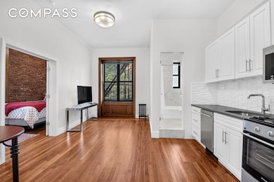 244 Riverside Dr unit 2F, New York, NY 10025 - photo 3