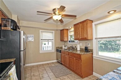 1539 Douglas Rd, Wickliffe, OH 44092 - photo 7