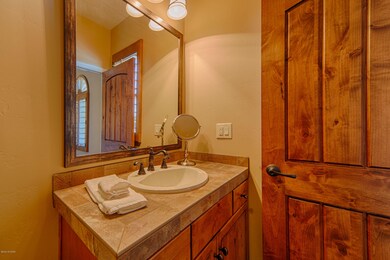 006_Casita Bathroom