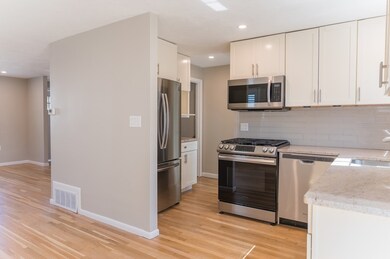 27 Ledge Hill Rd unit A, West Roxbury, MA 02132 - photo 7