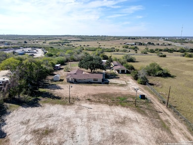 298 Sh-239, Kenedy, TX 78119 - photo 2
