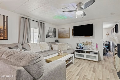 8401 N 67th Ave unit 128, Glendale, AZ 85302 - photo 2