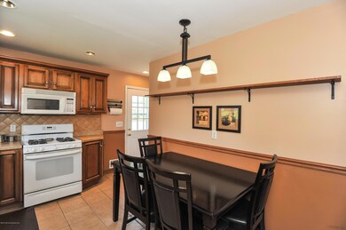 46 Rieder Rd, Edison, NJ 08817 - photo 5