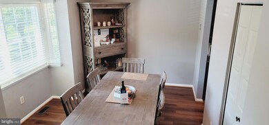 6948 Woodstream Ln, Lanham, MD 20706 - photo 6