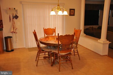 10279 Stewards Chance Ln, White Plains, MD 20695 - photo 2